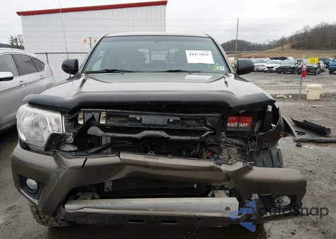 2013 Toyota Tacoma Base V6 из США, поврежденный, VIN 3TMLU4EN9DM124560